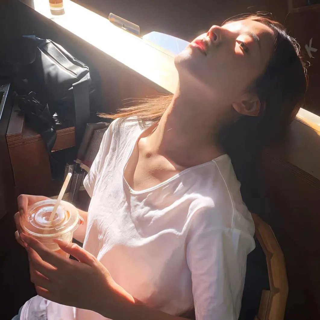 尼斯湖怪：深水传说